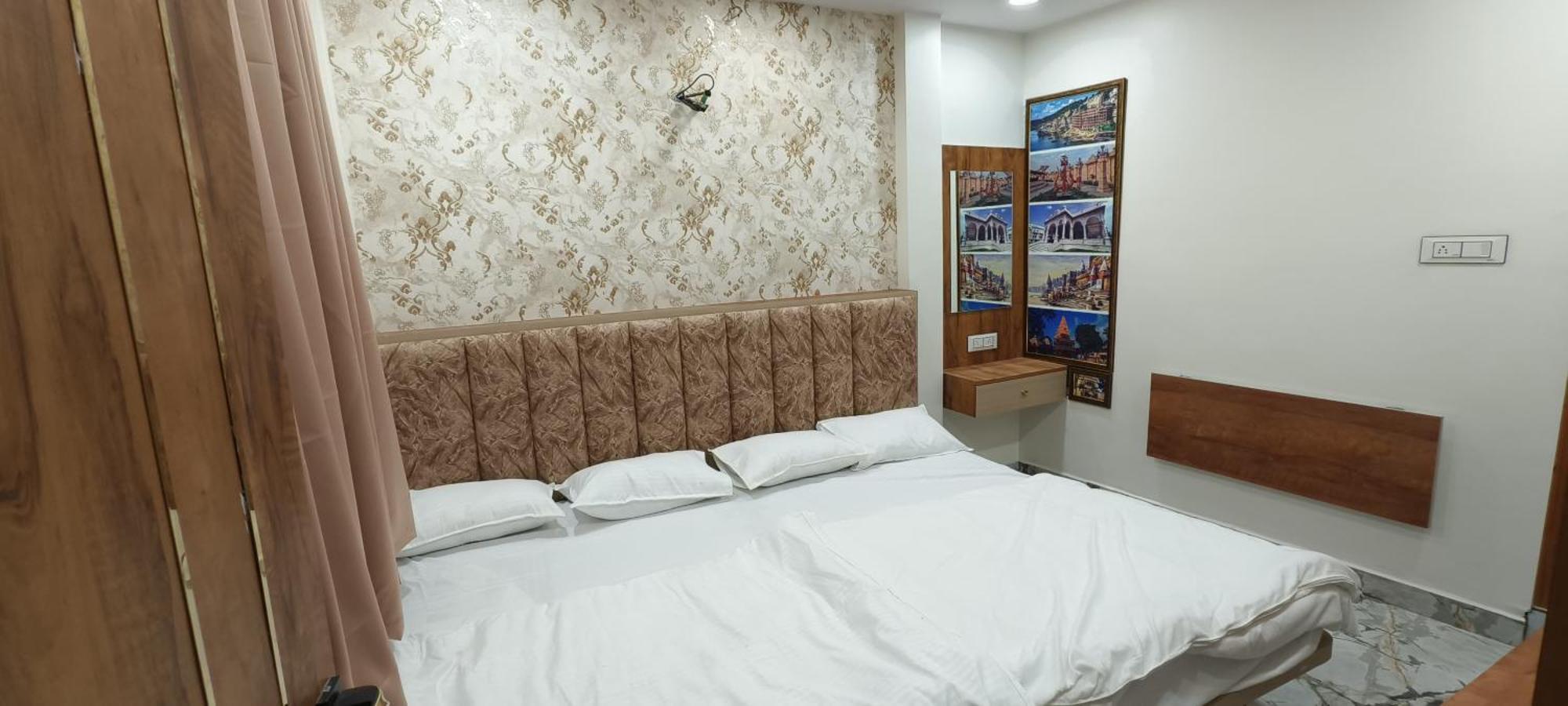 Hotel Malay Inn Ujjain Extérieur photo