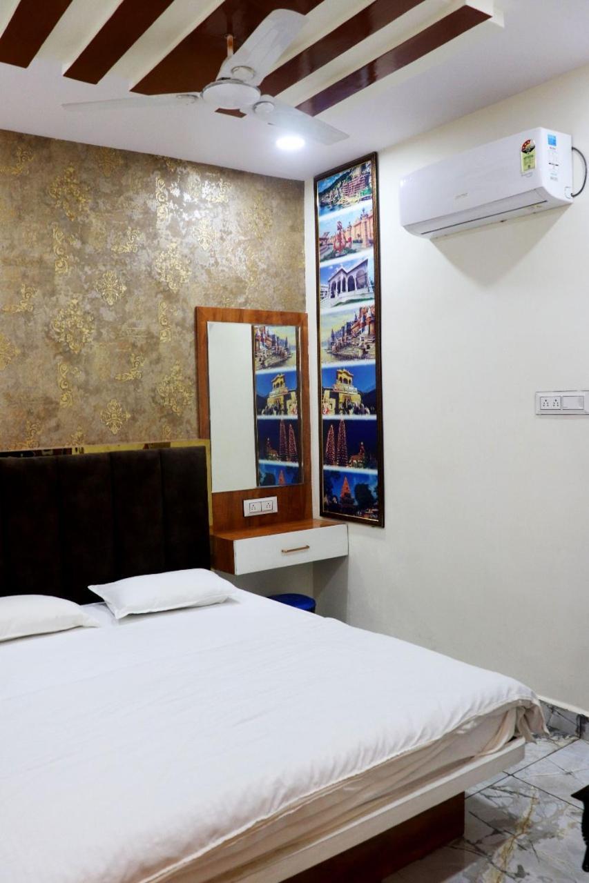 Hotel Malay Inn Ujjain Extérieur photo
