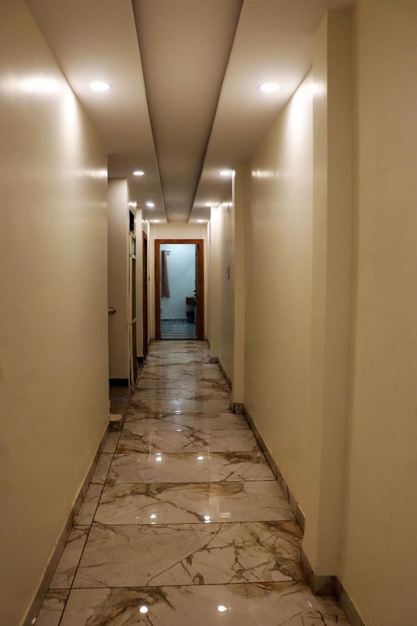 Hotel Malay Inn Ujjain Extérieur photo