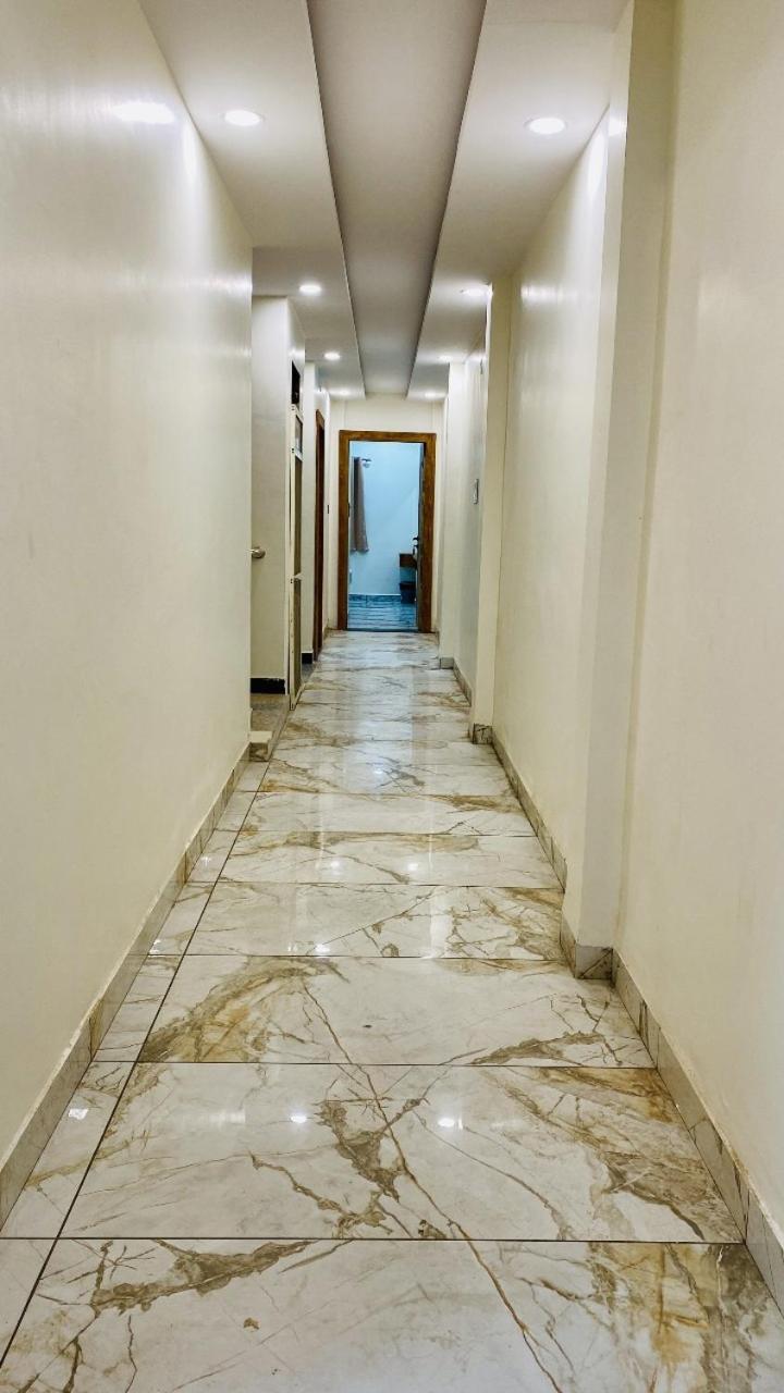 Hotel Malay Inn Ujjain Extérieur photo