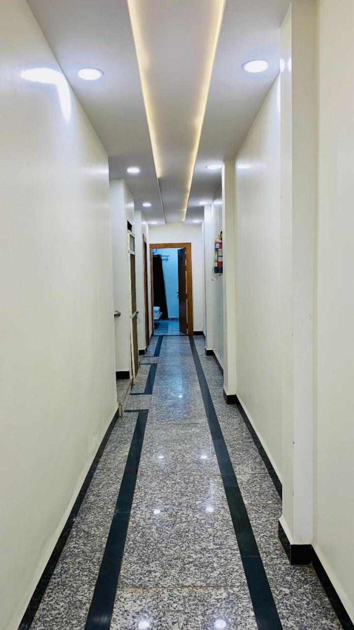 Hotel Malay Inn Ujjain Extérieur photo